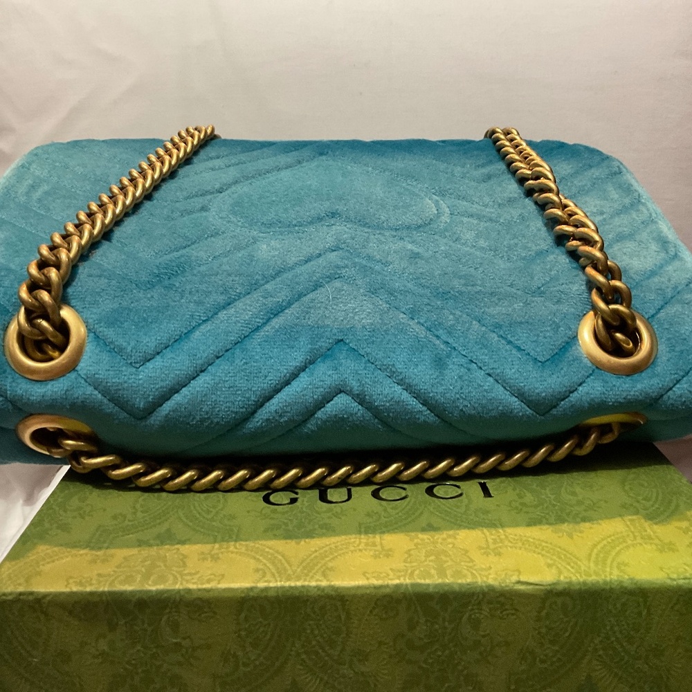 Authentic GUCCI Blue Velvet GG Marmont Shoulder Bag - Picture 10 of 11